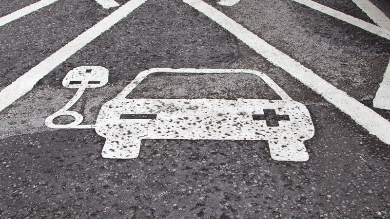 Illustration for article titled Por qué nadie compra un coche eléctrico: mitos y realidades del mercado